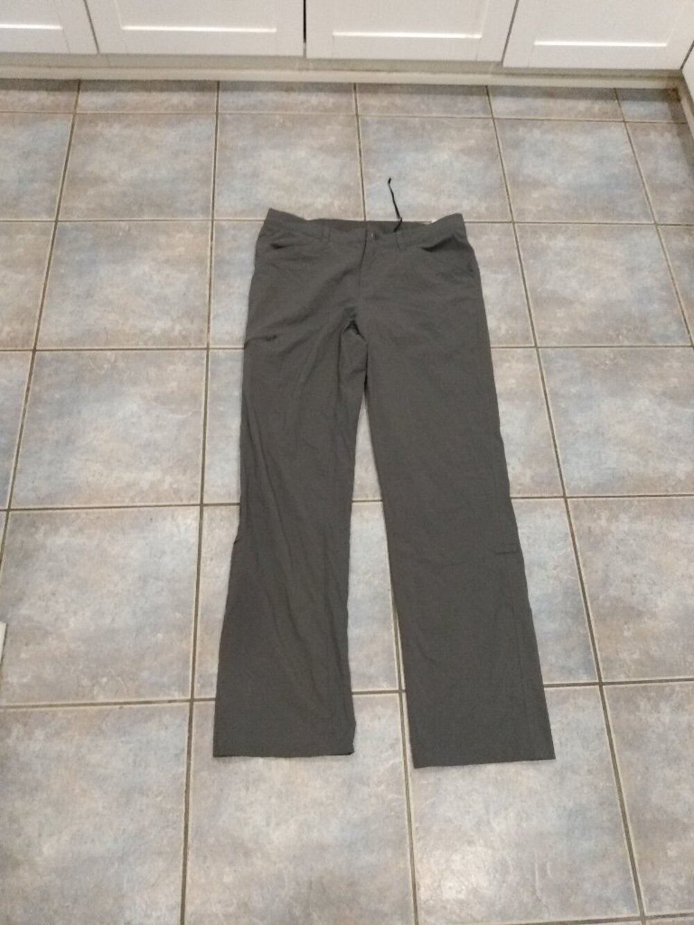 Women's Patagonia Pants Walking Hiking Size 12 Roll Up leg Straps Gray Grey